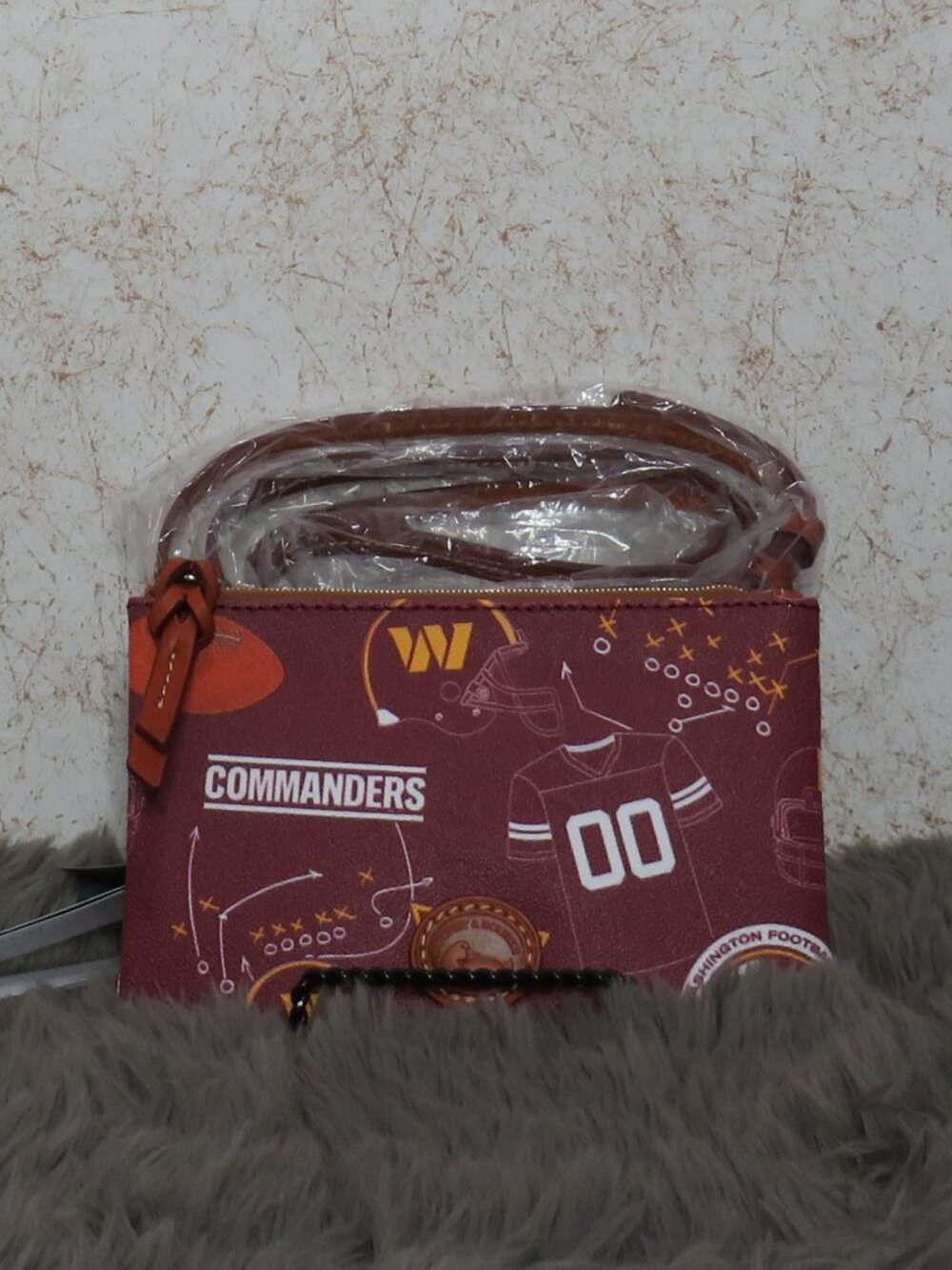 Dooney & Bourke NFL Washington Commanders Top Zip Crossbody (Burgundy)